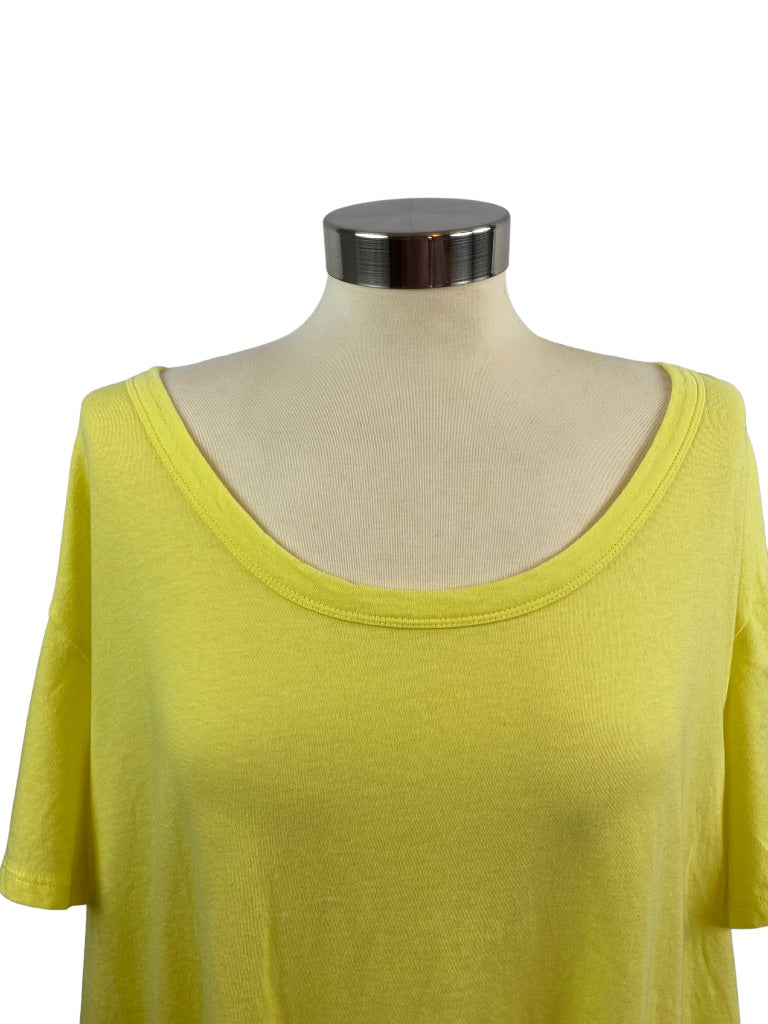 XL Caslon Yellow Flounce Hem Women's Tshirt Short Sleeve Scoop Neck