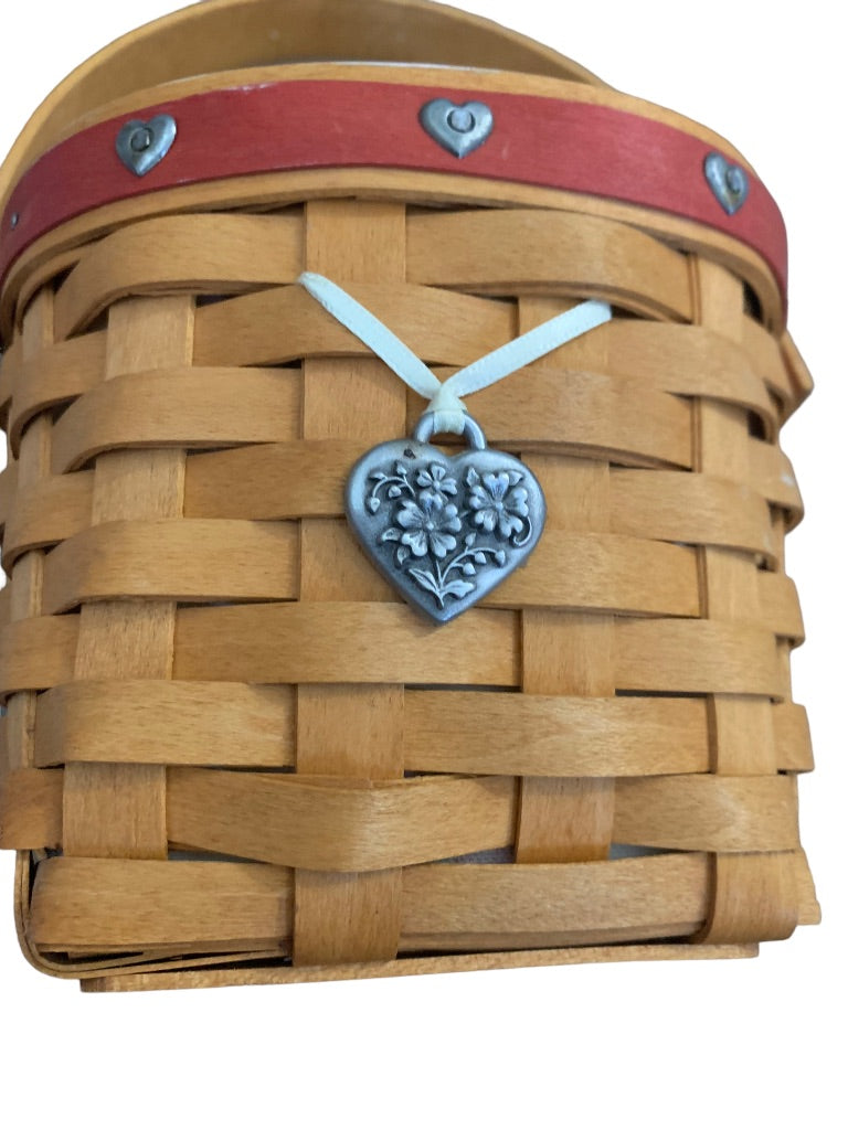 Longaberger 2001 Love Notes Basket with Protector Liner  and Tie On