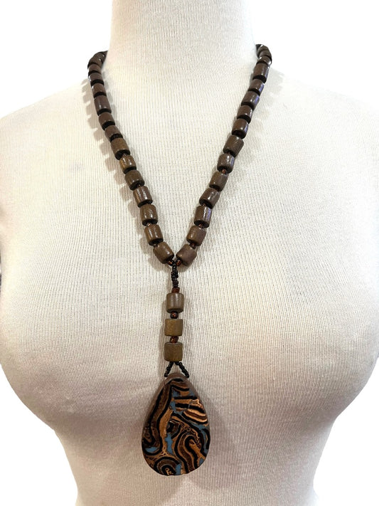 Boho Wooden Beaded Lariat Necklace Teardrop Pendant 23.5"