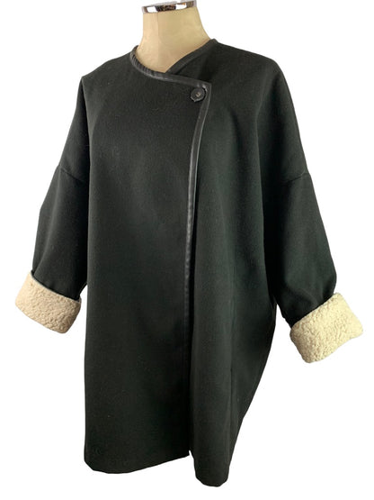 XL 14th & Union Women's Black Swing Style Coat Sherpa Cuffs