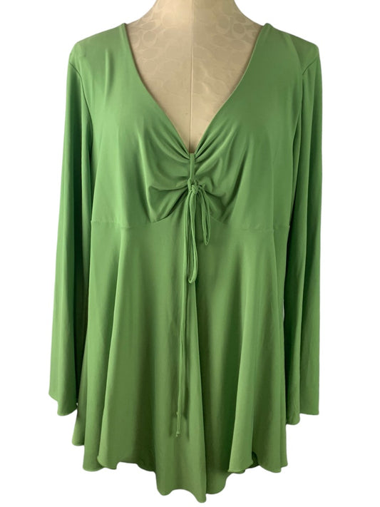 18/20 Fashion Bug Women's Plus Size Y2K Pullover Spring Green Blouse V-Neck