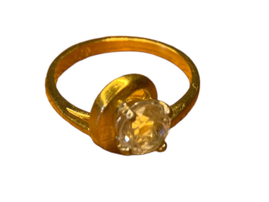 Size 8.5 Women's 18K Gold Plated Ring Solitaire Style Cubic Zirconia