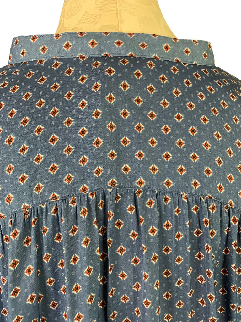 8 H&M Women's Popover Blue Ascot Print Blouse Single Pocket