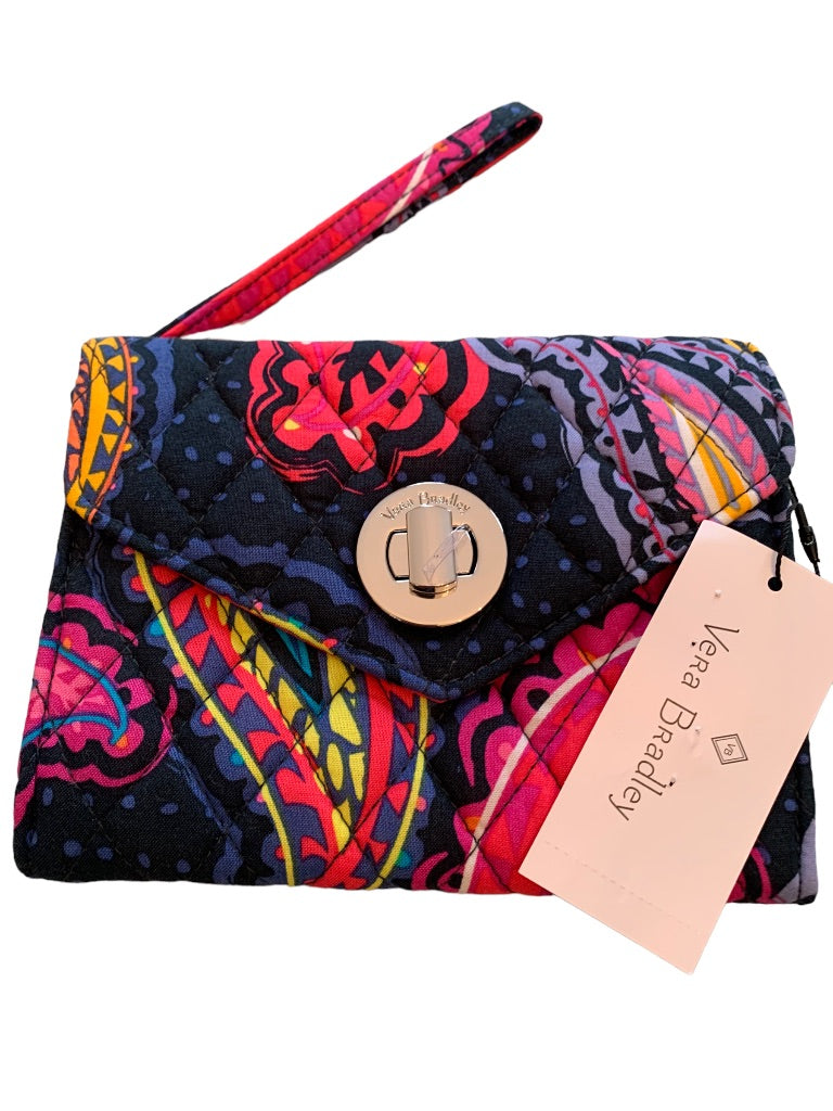 Vera Bradley Your Turn Smartphone Wristlet Twilight Paisley Style 14990-K01