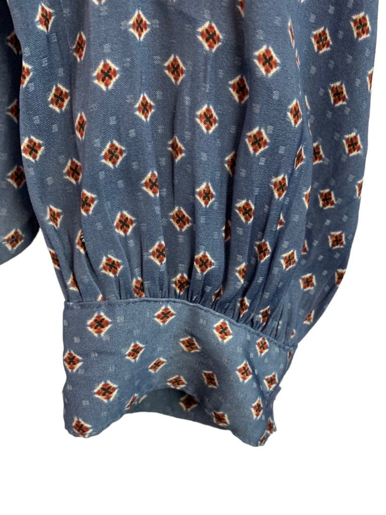 8 H&M Women's Popover Blue Ascot Print Blouse Single Pocket