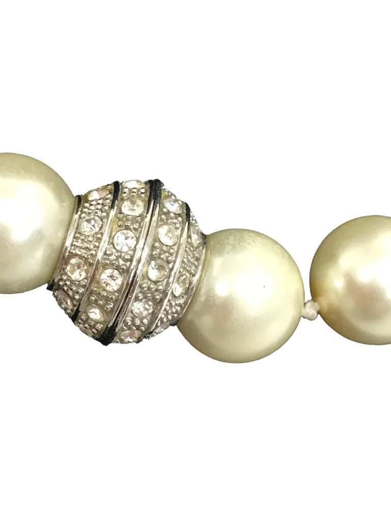 Faux Pearl Magnetic Clasp 18.5" Necklace .5" Diameter Faux Pearls