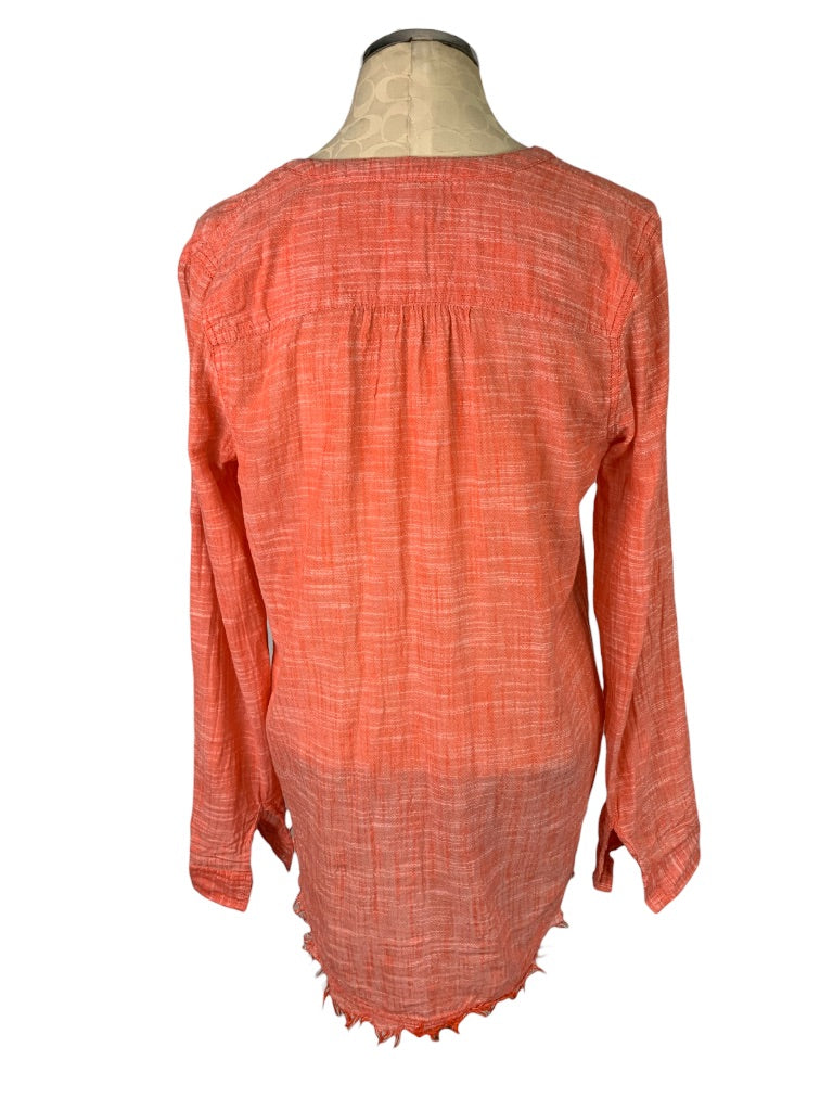 Small Caslon Women's Coral Popover Henley Blouse Slightly Sheer Raw Hem