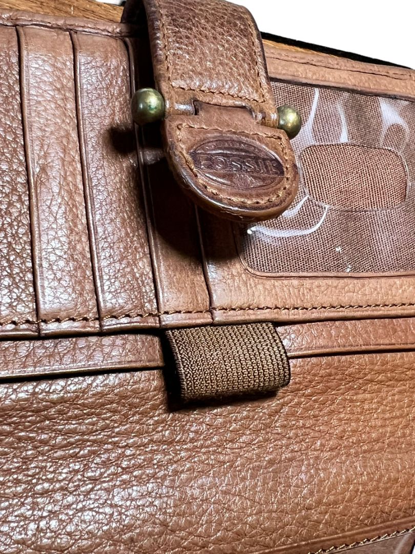 Fossil Brown Bi-Fold Pebbled Leather Wallet Snap Credit Card Check Change Pocket