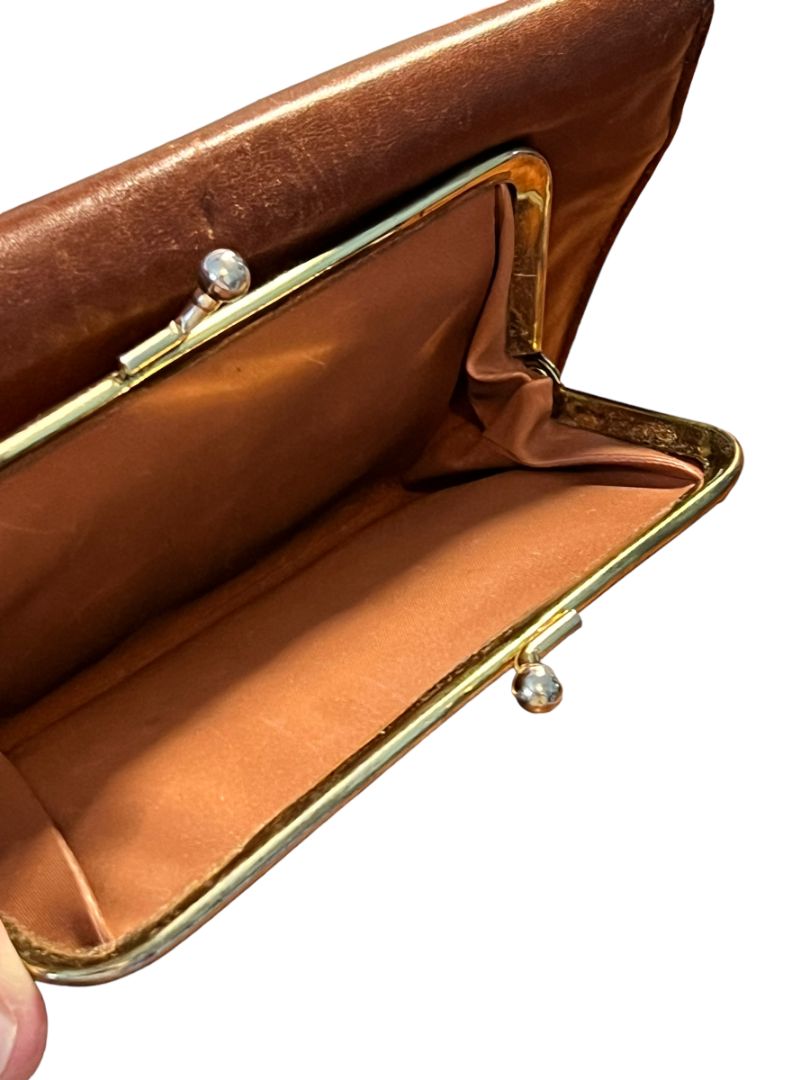 Buxton Brown Leather Wallet Velvet Touch 7.25 x 4 Organizer Clutch Coin Purse