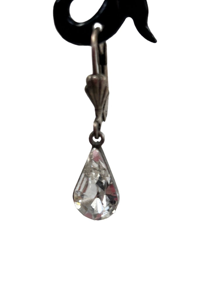 Teardrop Shape Clear Rhinestone Earrings Silvertone Earrings Leverback 1.25" Drop Dangle