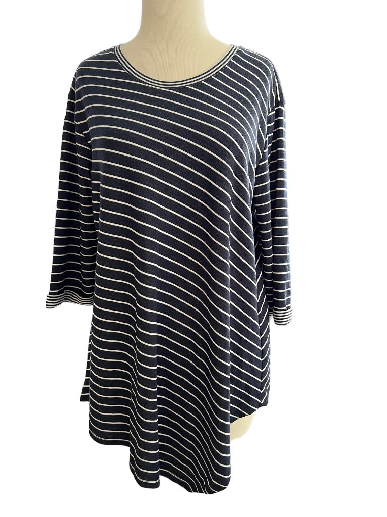 Medium Vince Camuto Blue White Striped Handkerchief Hem Top Blouse