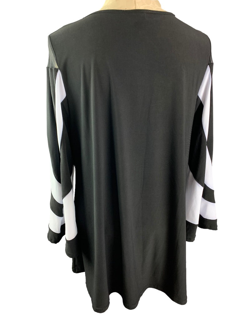 XL Sea & Anchor Women's Black White Color Block Pullover Shirt Bell Sleeve