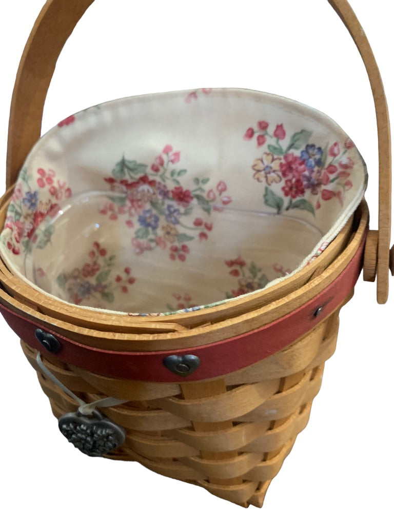 Longaberger 2001 Love Notes Basket with Protector Liner  and Tie On