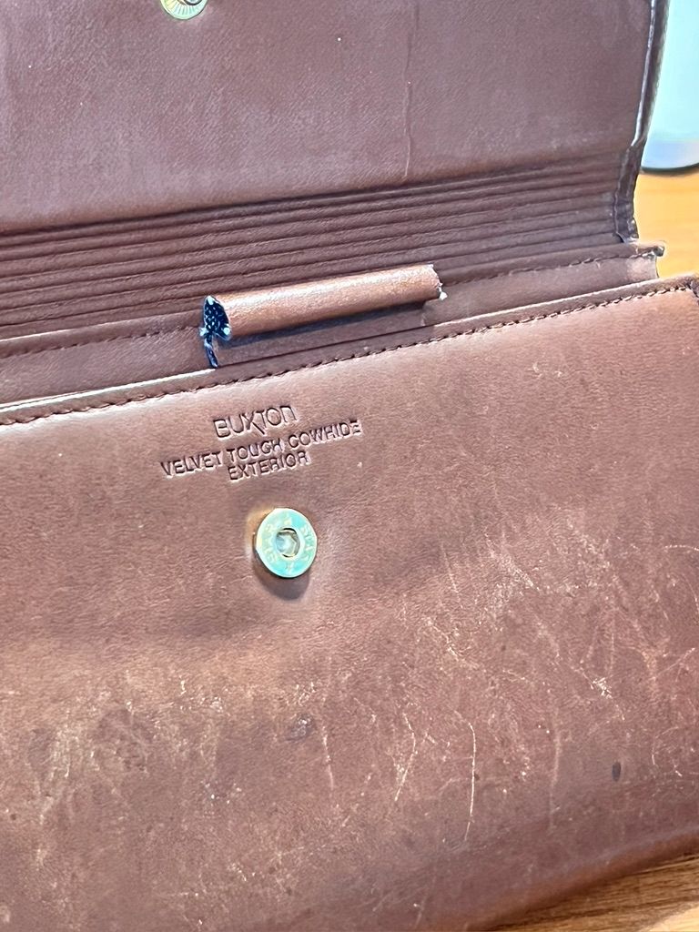 Buxton Brown Leather Wallet Velvet Touch 7.25 x 4 Organizer Clutch Coin Purse