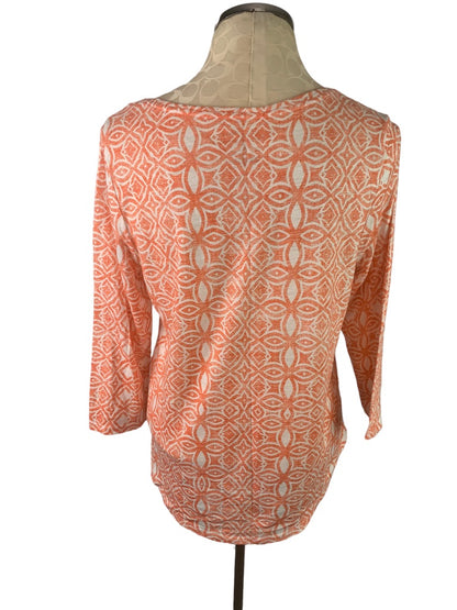 Medium Chico's (Size 1) Women's The Ultimate Tee Orange White Print V-Neck 3/4 Sleeve Top