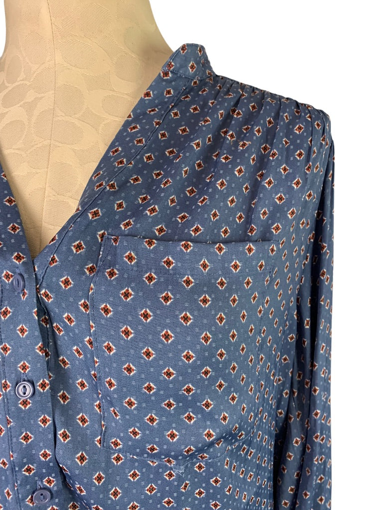 8 H&M Women's Popover Blue Ascot Print Blouse Single Pocket