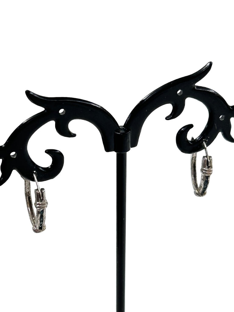 Very Delicate Silvertone Hoop Latch Back 5/8" Blue Stones