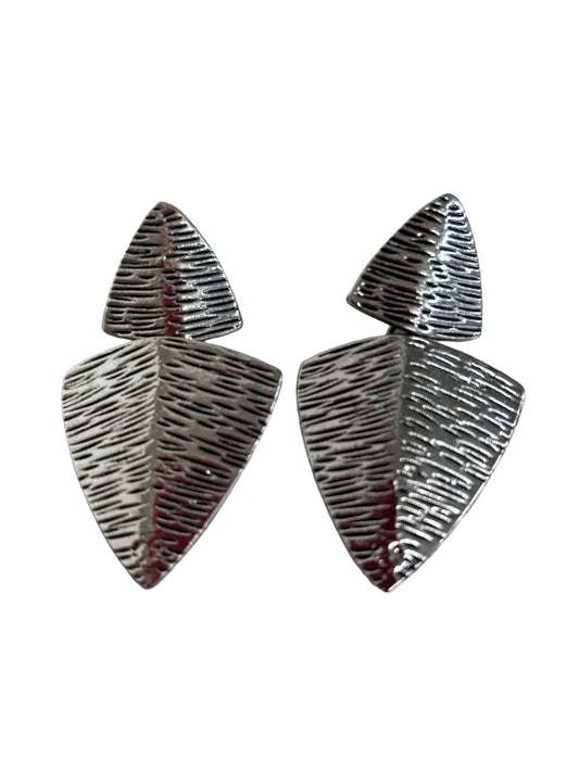 Arrowhead Shaped Silvertone Earrings Textured Pierced Post 2.25" Drop Dangle