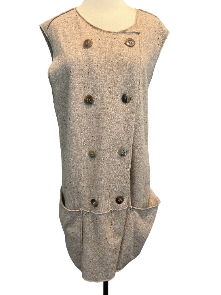 M Sara Campbell Speckled Tan Sleeveless Long Cardigan Button Accents Large Pockets