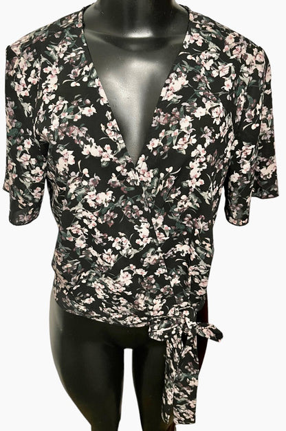 Small Dynamite Women's Black Floral Print Wrap Blouse