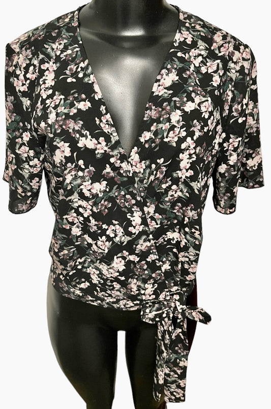 Small Dynamite Women's Black Floral Print Wrap Blouse