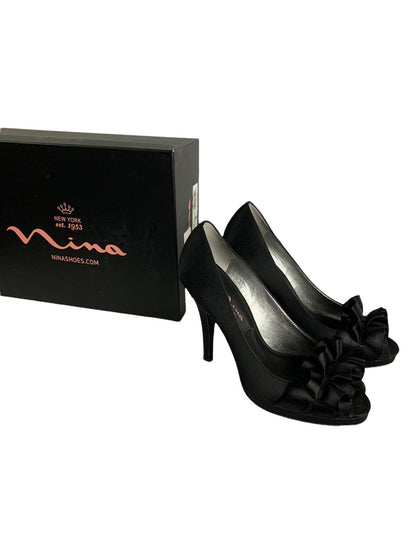 6M Nina "Evelixa" Black Satin Peep Toe 4" Heels Leather Sole