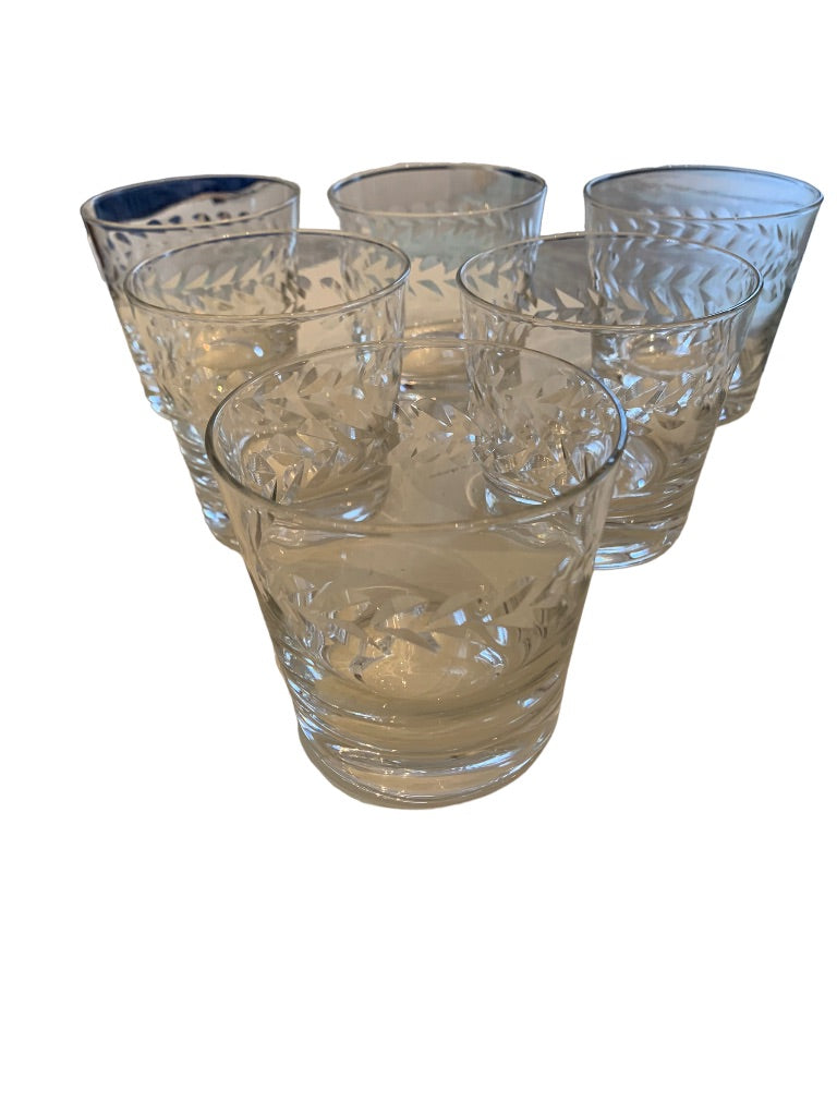 Set of 6 Vintage Glass Tumblers 7 oz Etched Design 3 1/4"h x 3 1/4"d