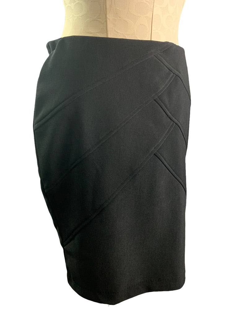 Medium AGB Black Pull On Bandage Style Skirt Stretch