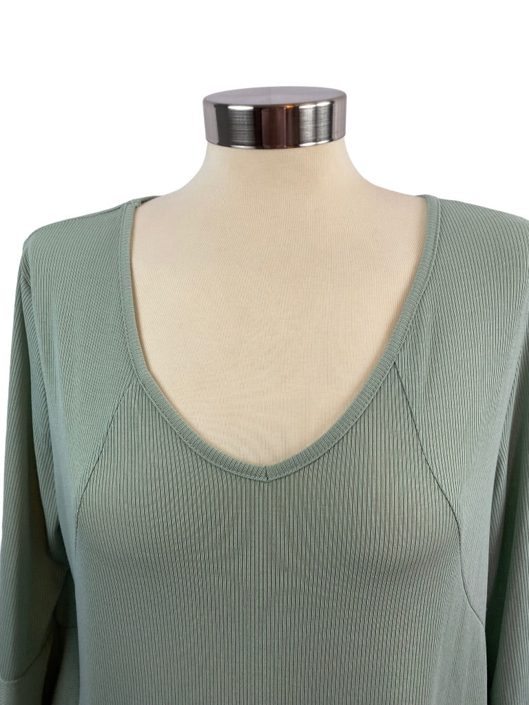 Large Andthewhy Women's Sage Green Pullover Ribbed Knit Top Tiered Ruffle