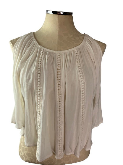 Medium Sun & Shadow Women's Cold Shoulder Crop Blouse Off White