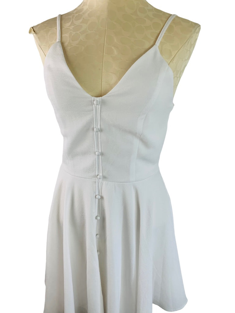 Medium Windsor White Fit and Flare Dress Junior Women's Spaghetti Strap V-Neck