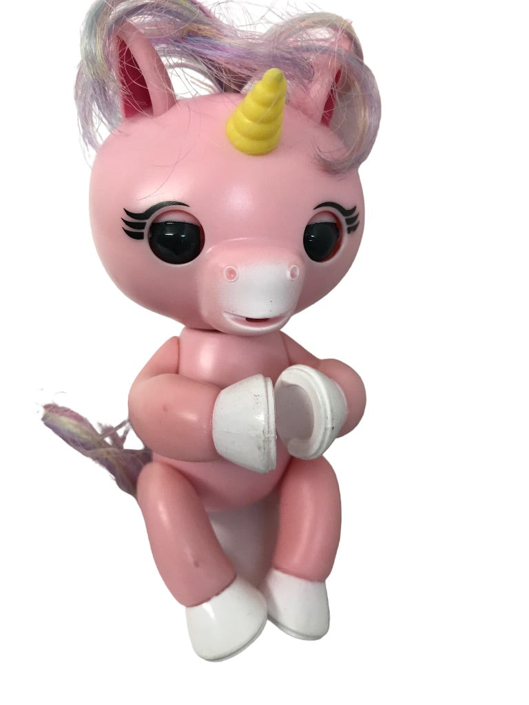 Fingerlings Talking Baby Unicorn Pink Gemma 5" 3707