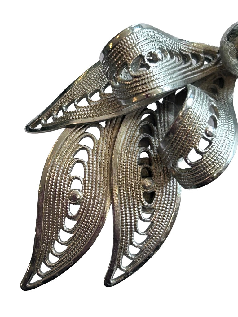 Vintage Signed Kramer Brooch Pin Silvertone Bow Filigree Ornate 3"