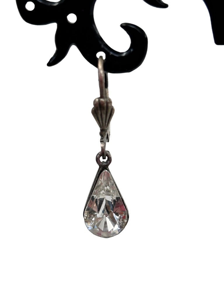 Teardrop Shape Clear Rhinestone Earrings Silvertone Earrings Leverback 1.25" Drop Dangle