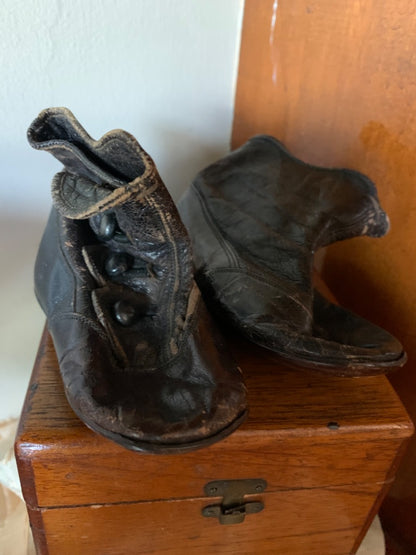 Antique Leather Baby Shoes in Wooden Box Little Daisy