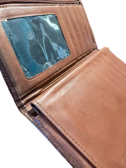 Buxton Brown Leather Wallet Velvet Touch 7.25 x 4 Organizer Clutch Coin Purse