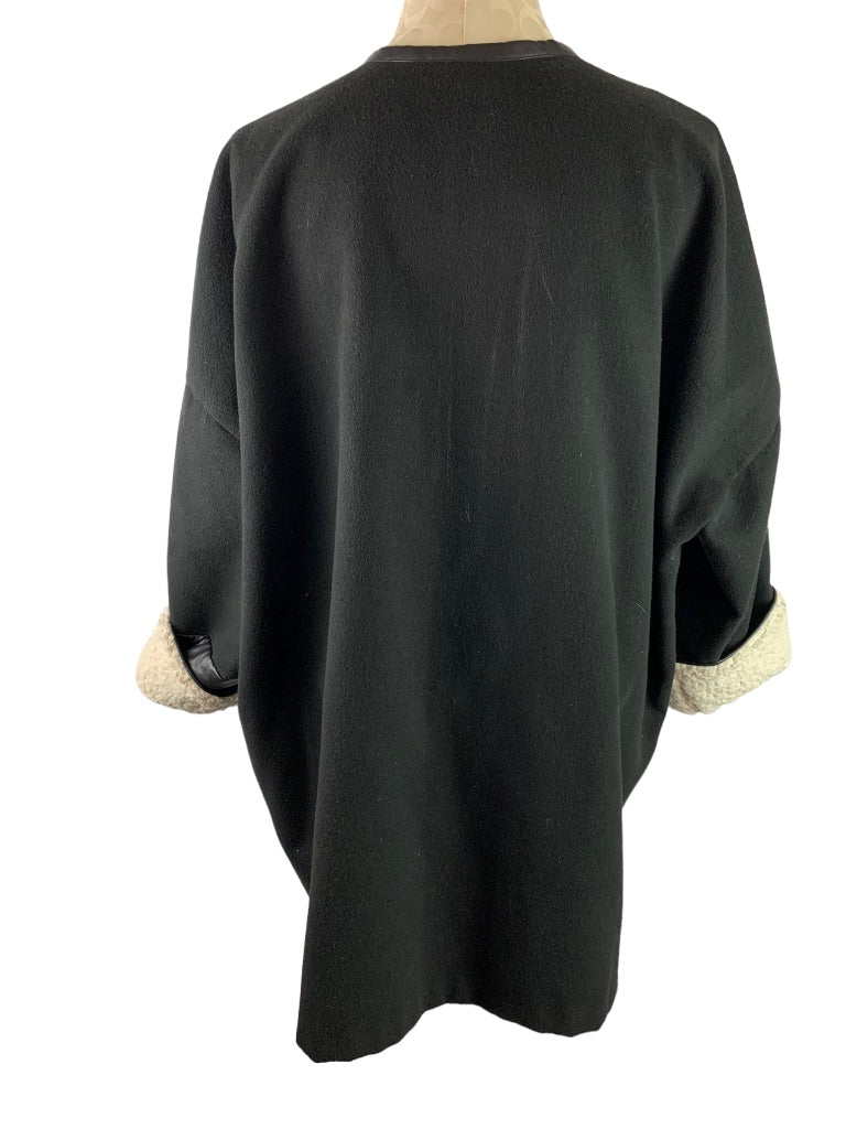 XL 14th & Union Women's Black Swing Style Coat Sherpa Cuffs