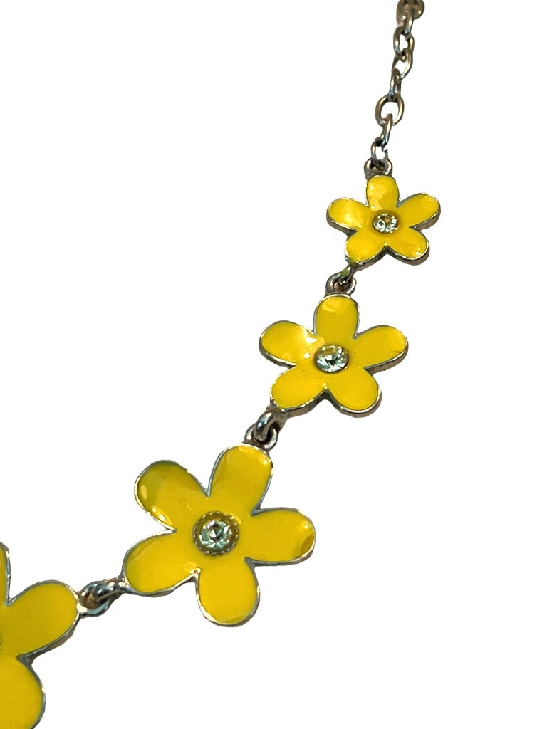 Silvertone Daisy Necklace Earring Set Yellow Enamel 21" - 24"