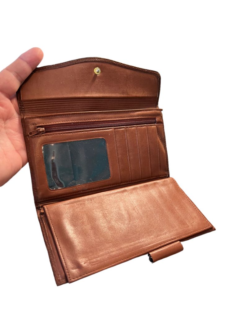 Buxton Brown Leather Wallet Velvet Touch 7.25 x 4 Organizer Clutch Coin Purse