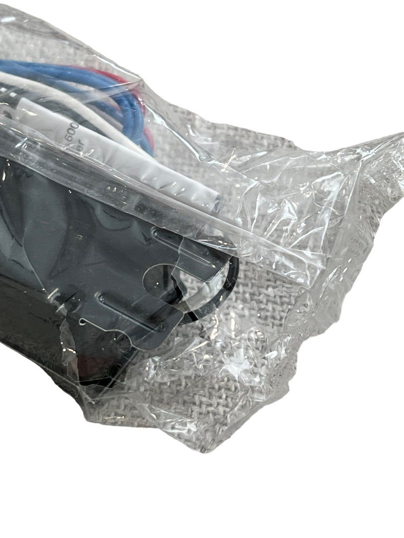 Advance IOPA-2P32-NOptanium Ballast 120V to 277V for (2) F3278 F2578 Lamps