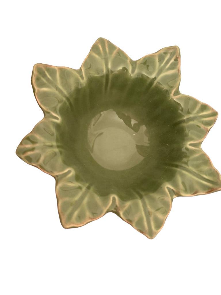 Green Floral Shaped Dish Ceramic Pottery 7.5"d x 3"h