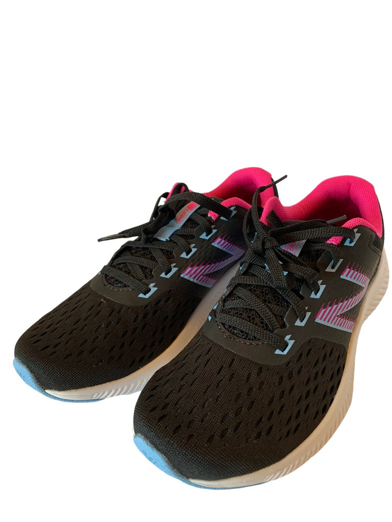 7B New Balance Women's Black Pink DRFT V1 Running Sneaker