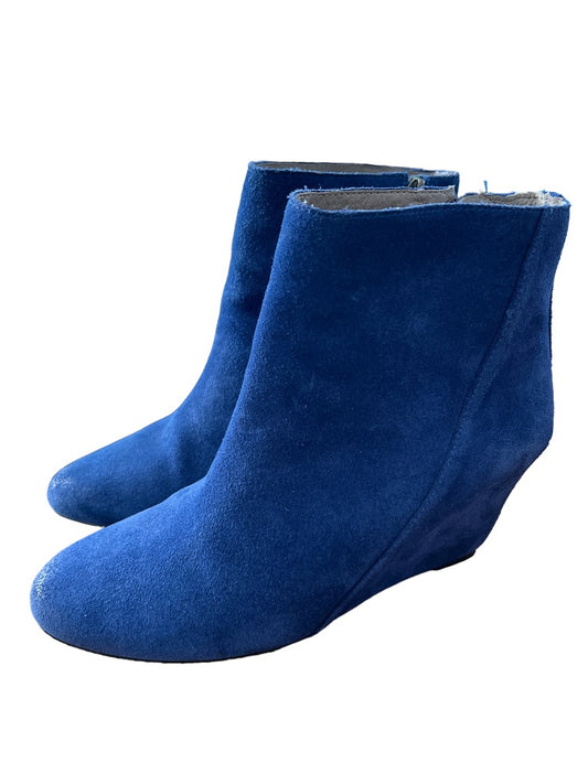 7.5 M Vince Camito Blue Suede Wedge Booties