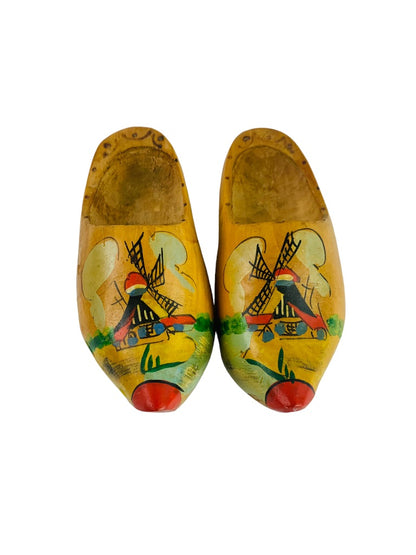 Set of 2 Vintage Holland Souvenir Wooden Wall Hanging Clogs Painted Windmill 6.5"