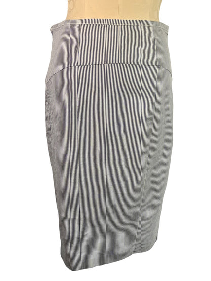 10 New York & Co Lined Blue White Seersucker Pencil Skirt Side Zip Below Knee