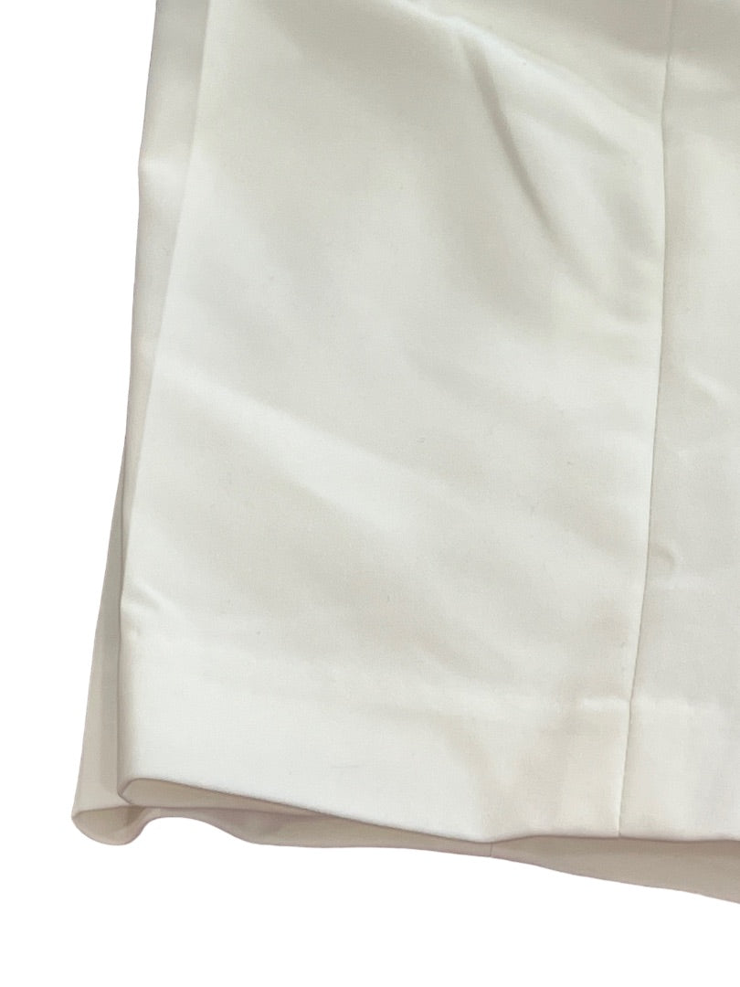 10 NWT Vince Camuto "New Ivory" Shorts 10" Inseam