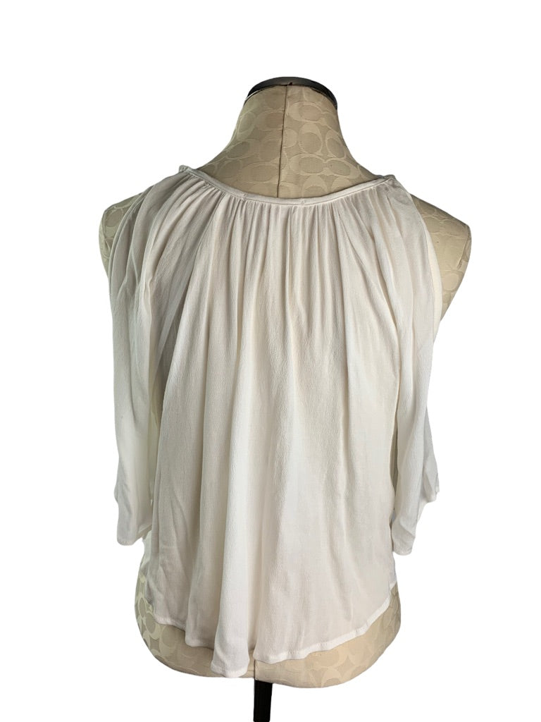 Medium Sun & Shadow Women's Cold Shoulder Crop Blouse Off White