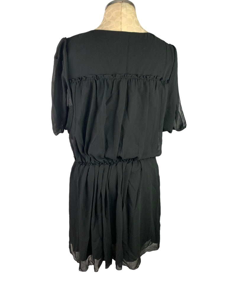 Medium GILI Women's Black Blouson V-Neck Dress Sheer Short Sleeve