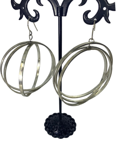 Statement 2.5" Drop Silvertone Earrings Dimensional Circles 2" Diameter Movement