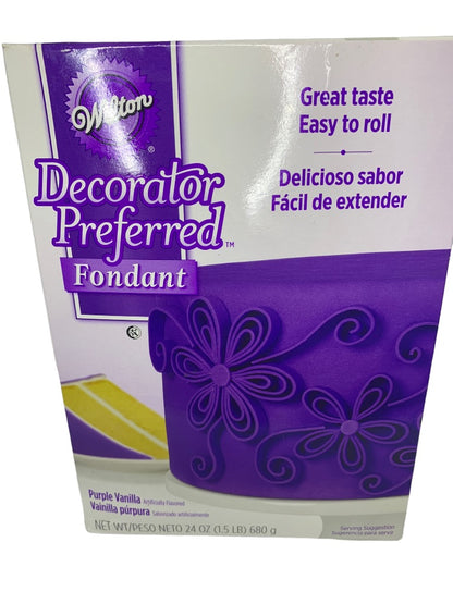 Wilton Decorator Preferred Purple Fondant 24 oz. Fondant Icing